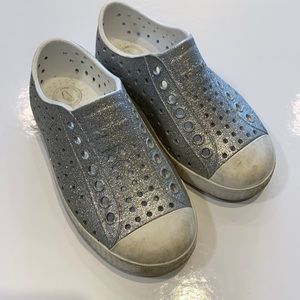 Native shoes glittery silver